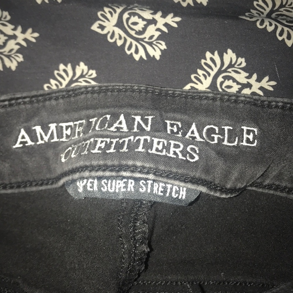 American Eagle super stretch jeans— size 4